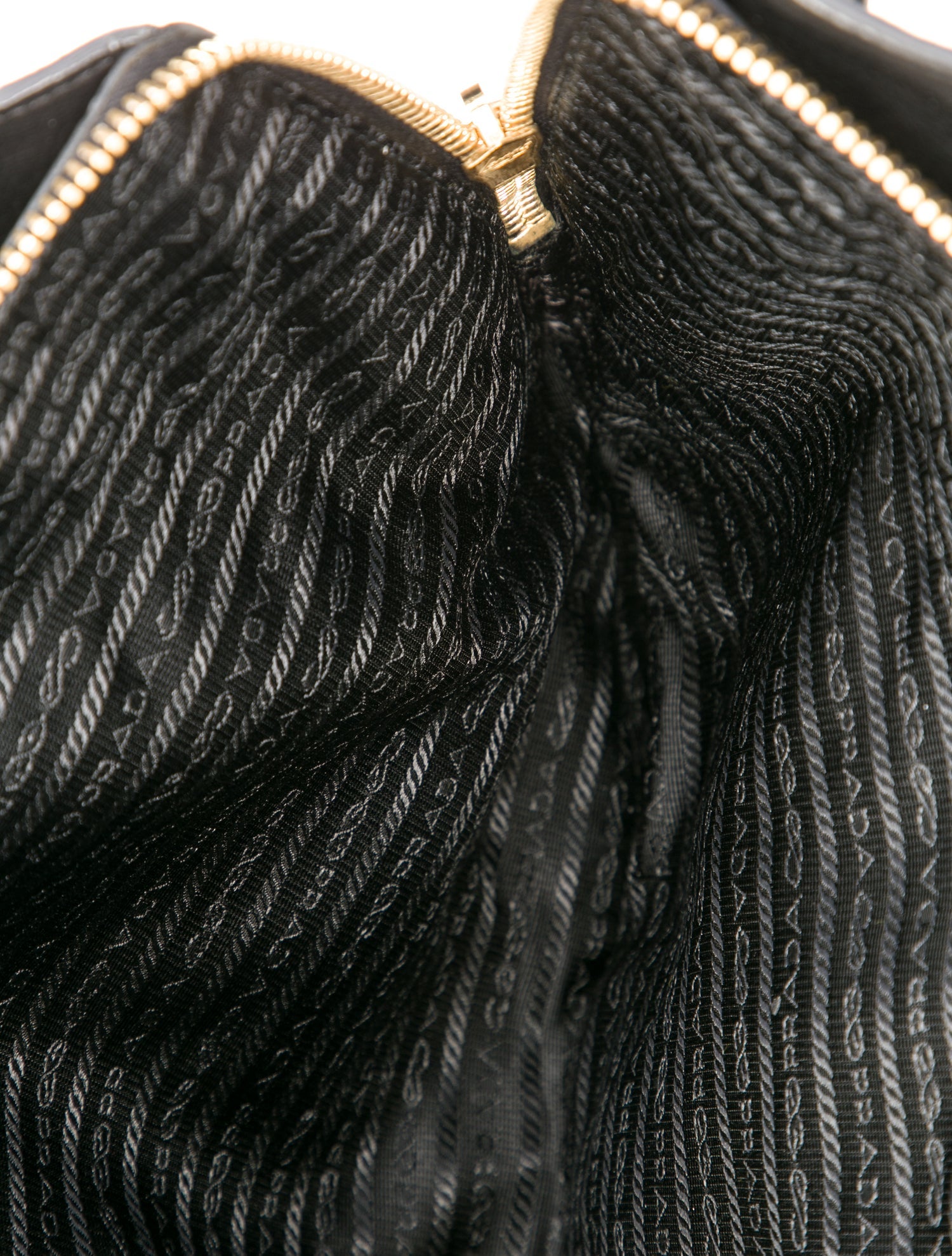 Prada Signature Vitello Daino Large